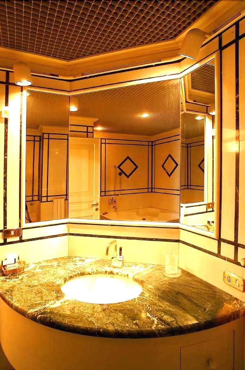 Hotel&ristorante Miramonti Palazzo Storico 4*